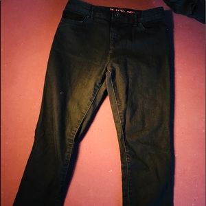 no ripped black jeans